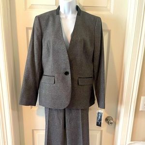 Black label Evan-Picone  suit, never worn